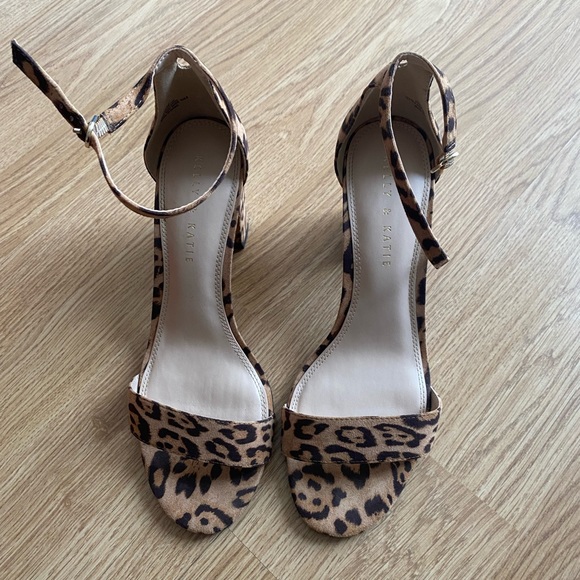 Kelly & Katie Shoes - Cheetah print high heels